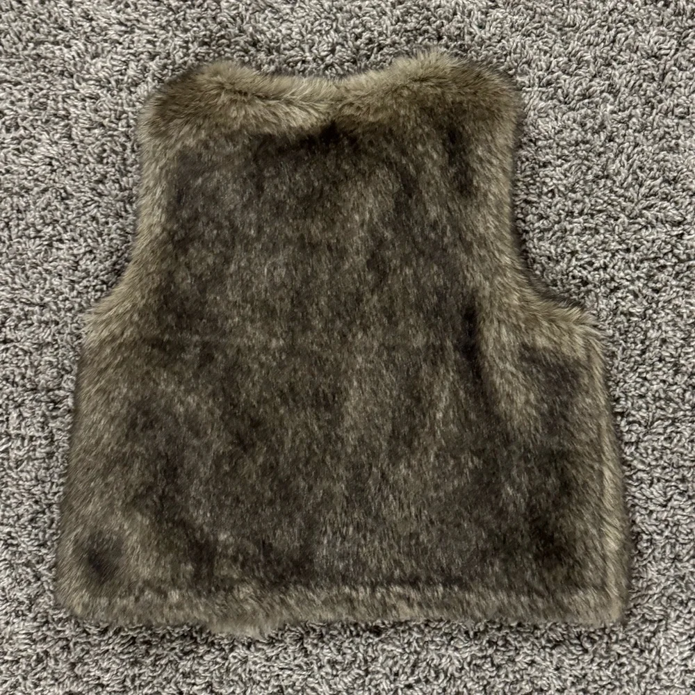 Carters carters faux